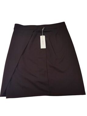 Liz Claiborne Black Pleated Skirt Women’s Size 10 Zipper Back Career Skirt NWT